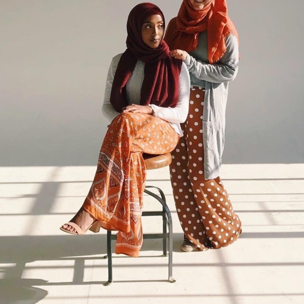 Orange paisley pilazzo pants